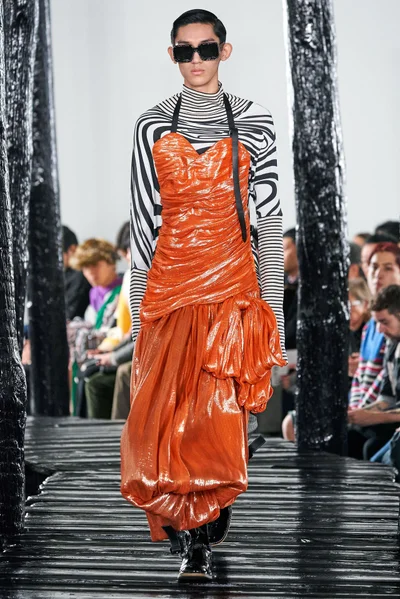 Look 12